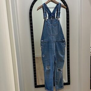 GAP Classic Slouchy Denim Overalls